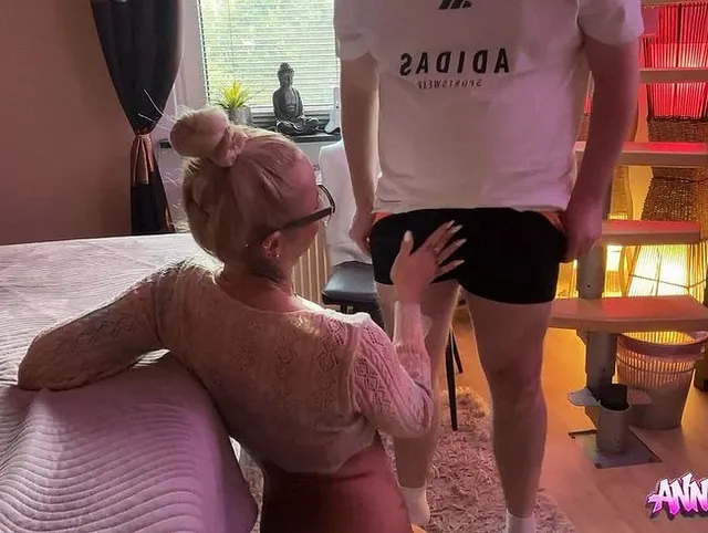 Vorschau aus Große Titten: Süßen Boy wuschig gemacht :D